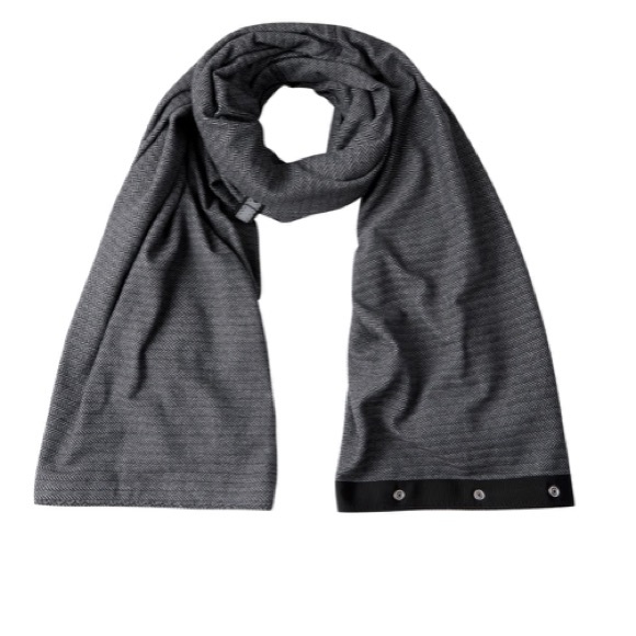 NEW • Lululemon • Vinyasa Scarf Herringbone Black - Picture 4 of 7